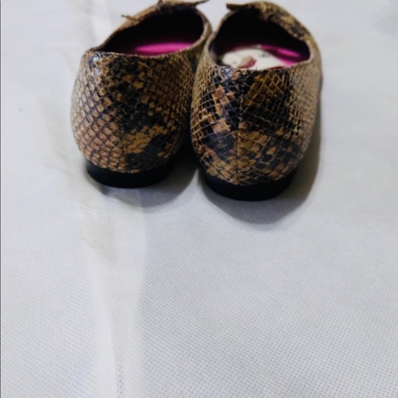 Issac Mizrahi for Target Snakeskin Ballet flat❤️ - Picture 4 of 4